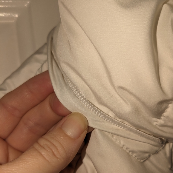 A.n.a A new approach white puffer winter coat zipper pockets Ladies Medium - Picture 3 of 11